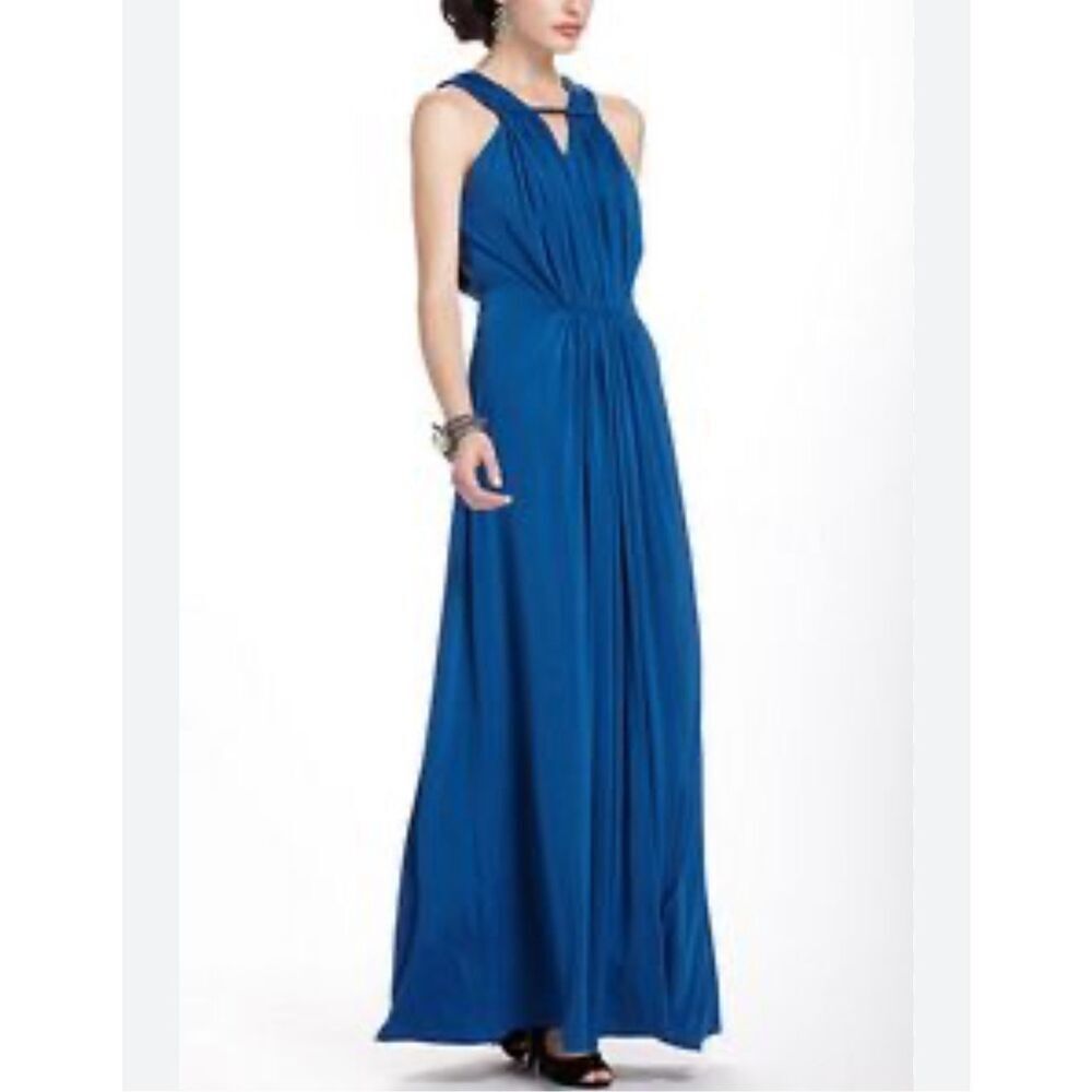 Ranna Gill blue sleeveless draped jersey gown with crystal embellishment size sm